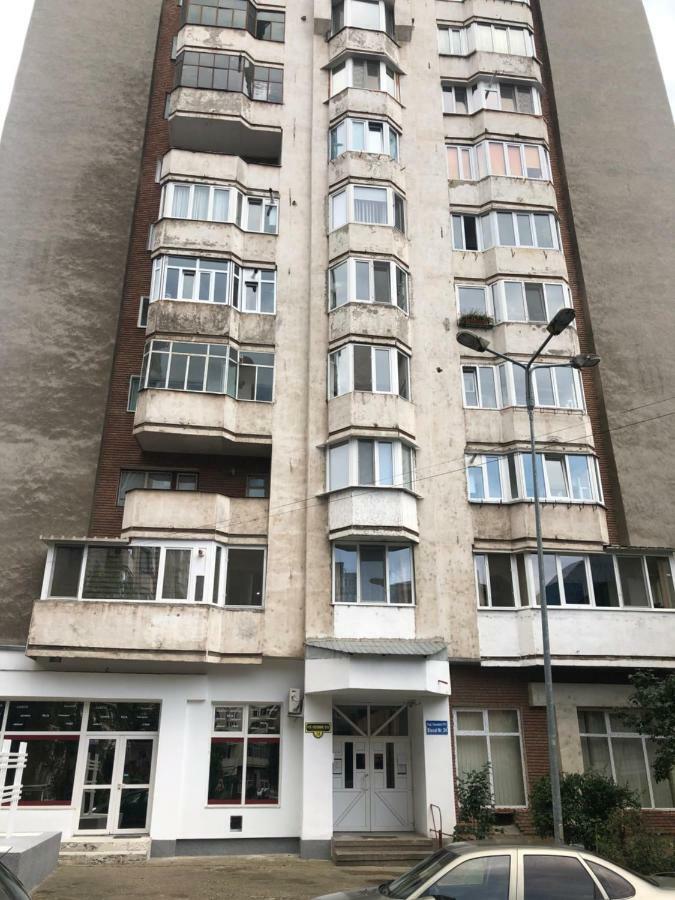 Апартаменты Apartament Piata 1 Decembrie 1918 Решица Экстерьер фото